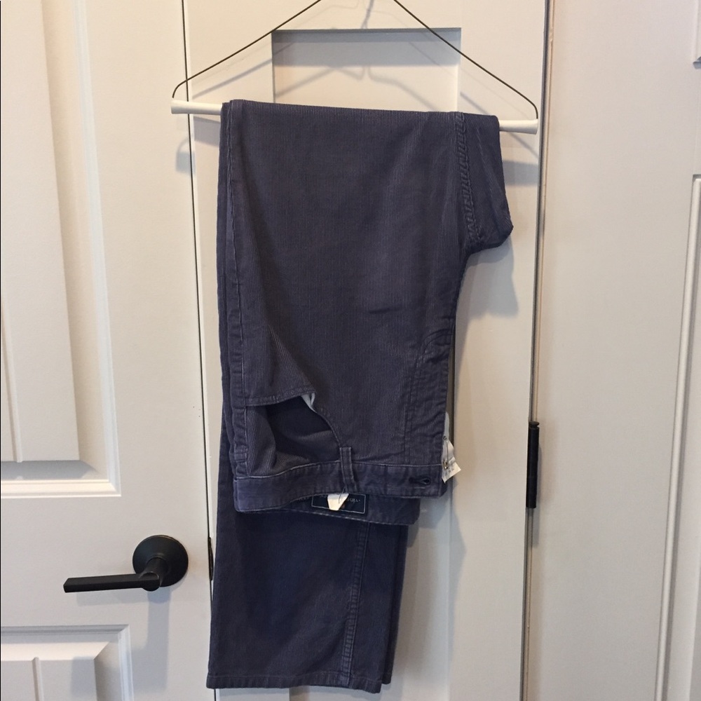 Vineyard vine corduroy pants 36X 34.